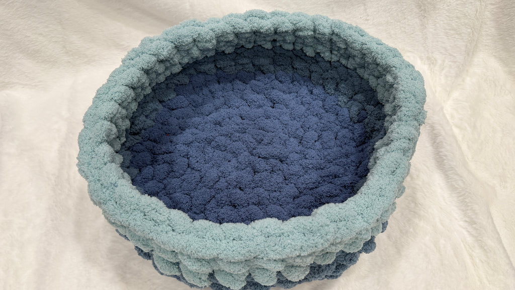 Amazonite Set — Handmade Plush Pet Bed & Matching Pet Mat