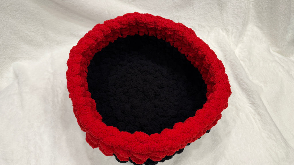 Garnet Onyx Set — Handmade Plush Pet Bed & Matching Pet Mat