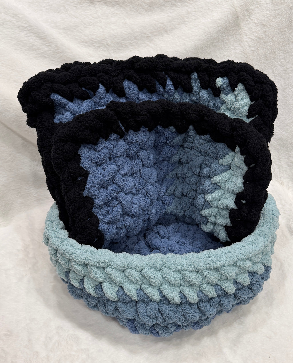 Amazonite Set — Handmade Plush Pet Bed & Matching Pet Mat