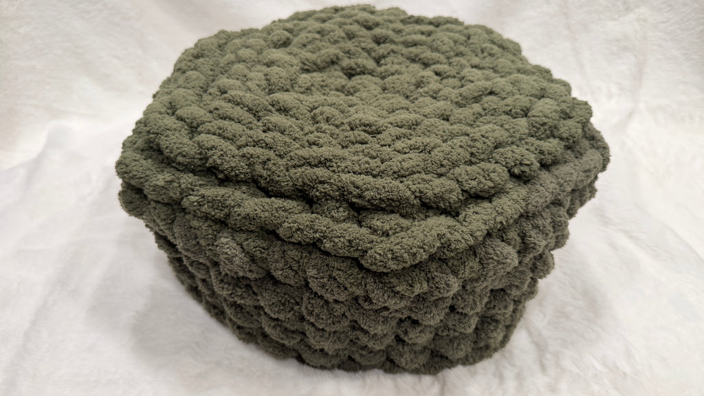 Majestic Gem Handmade Luxury Cat Bed – 14 Inches – Serpentine Jade