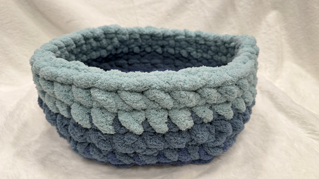 Amazonite Set — Handmade Plush Pet Bed & Matching Pet Mat